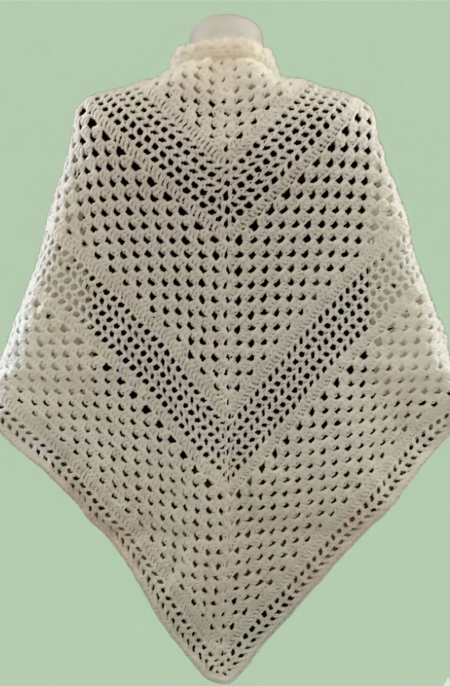 White crocheted acrylic openwork shawl – photo 3